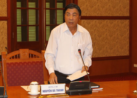 Đồng chí Nguyễn Bá Thanh, Ủy viên Trung ương Đảng, Phó trưởng Ban Thường trực Ban Chỉ đạo Trung ương về PCTN, Trưởng Ban Nội chính Trung ương phát biểu tại Phiên họp