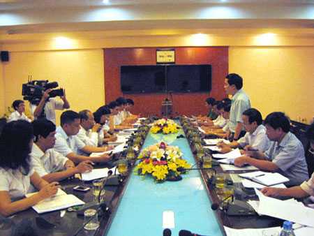 Ban Pháp chế HĐND thành phố trong buổi làm việc với Tòa án nhân dân thành phố