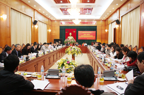 Hội thảo lấy ý kiến góp ý dự thảo“Báo cáo kết quả nghiên cứu tổng kết một số vấn đề lý luận – thực tiễn về đổi mới và hoàn thiện hệ thống tư pháp qua 30 năm đổi mới (1986 – 2016)”