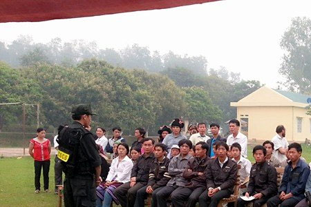 Lực lượng CSCĐ làm nhiệm vụ giữ gìn an ninh trật tự tại phiên tòa xét xử lưu động