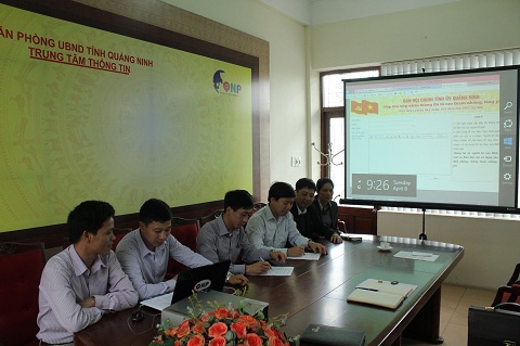 Ban Nội chính Tỉnh ủy ký bàn giao Hộp thư cho Trung tâm thông tin UBND Tỉnh và Trung tâm thông tin Văn phòng Tỉnh uỷ