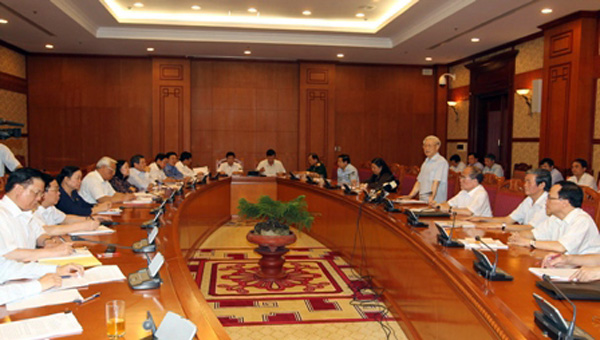 Tổng Bí thư Nguyễn Phú Trọng chủ trì Phiên họp của Tiểu ban văn kiện Đại hội 12