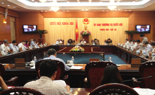 Toàn cảnh Phiên họp