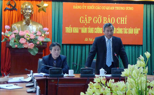 Đảng ủy khối cơ quan Trung ương tổ chức gặp mặt báo chí thông tin tuyên truyền về “Năm tăng cường và đổi mới công tác dân vận” và phát động “Năm dân vận 2014” (tháng 2-2014)