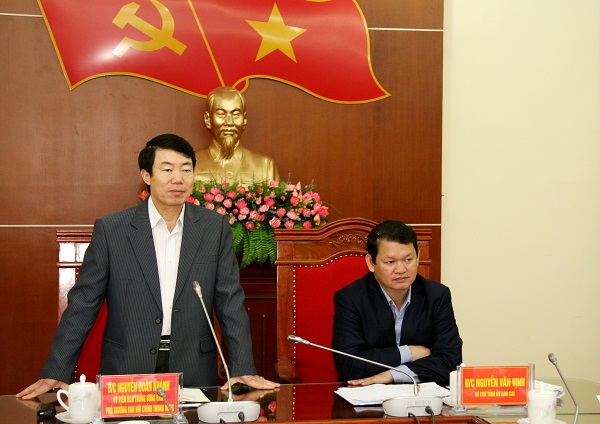 Đồng chí Nguyễn Doãn Khánh, Ủy viên Trung ương Đảng, Phó trưởng Ban Nội chính Trung ương phát biểu tại buổi làm việc