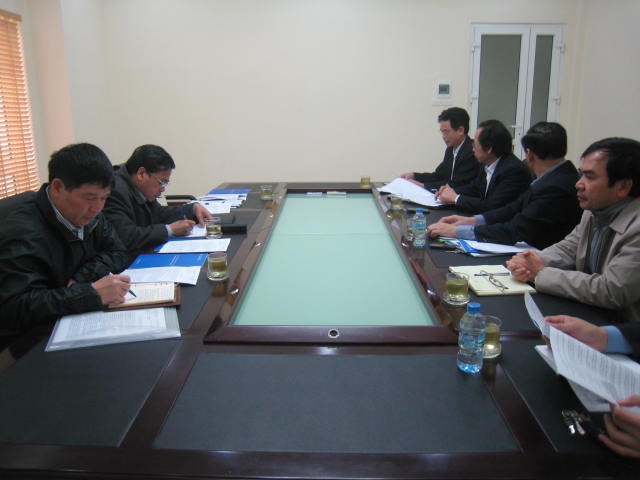 Quang cảnh buổi làm việc