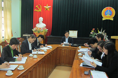 Tòa án nhân dân tỉnh Nam Định kiểm tra công tác xét xử và công tác thi hành án hình sự tại Tòa án nhân dân huyện Xuân Trường