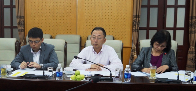 Các đại biểu tại buổi làm việc