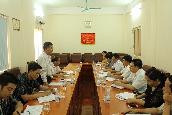 Đồng chí Đỗ Vũ Chung, Ủy viên Ban Thường vụ, Trưởng Ban Nội chính Tỉnh ủy phát biểu tại buổi làm việc