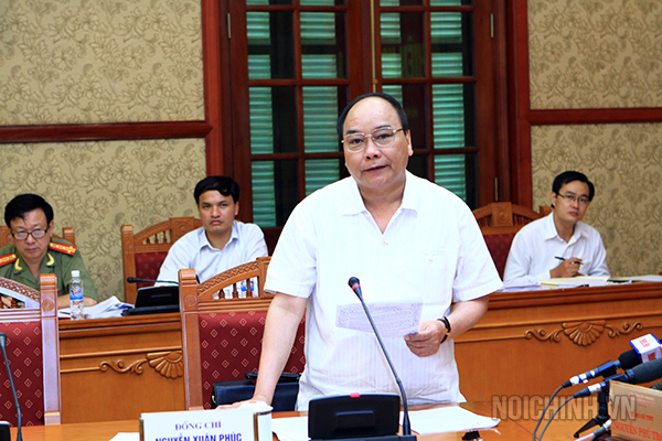 Đồng chí Nguyễn Xuân Phúc, Ủy viên Bộ Chính trị, Phó Thủ tướng Chính phủ, Phó trưởng Ban Chỉ đạo phát biểu