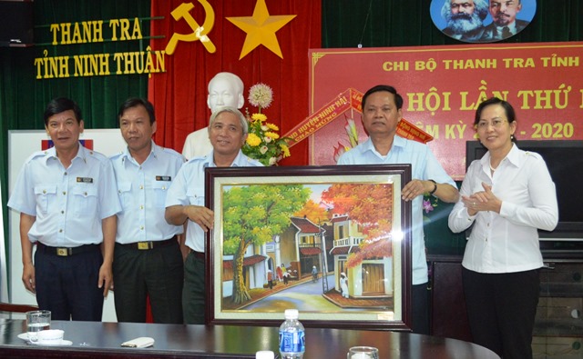 Tổng Thanh tra Chính phủ Huỳnh Phong Tranh thăm và làm việc tại Ninh Thuận