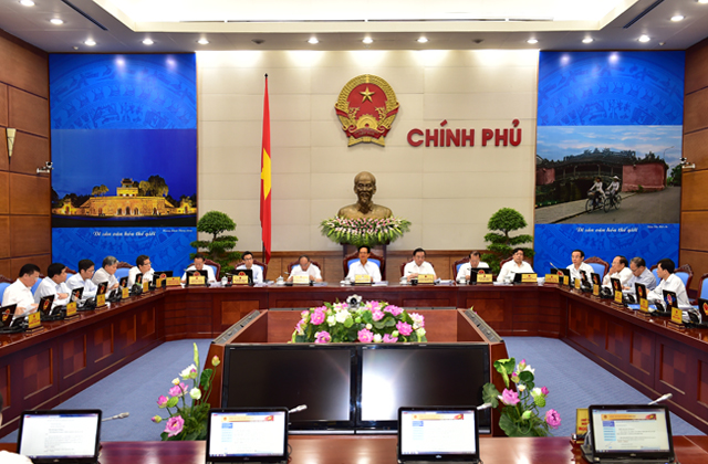 Chính phủ họp phiên thường kỳ tháng 9 năm 2015