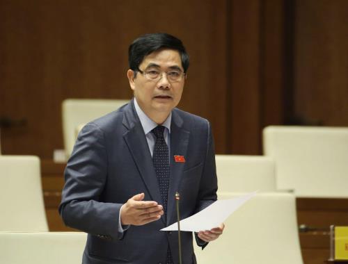 Bộ trưởng Bộ Nông nghiệp và Phát triển nông thôn Cao Đức Phát trả lời câu hỏi chất vấn của đại biểu