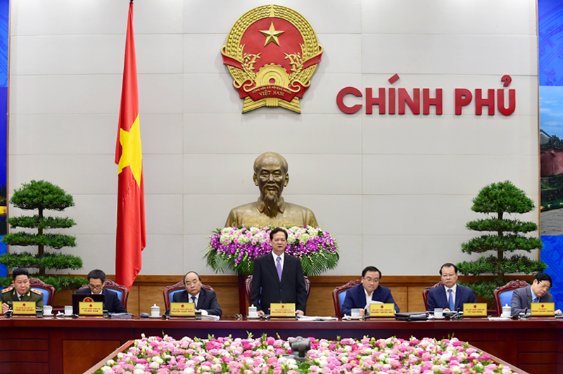 Thủ tướng Nguyễn Tấn Dũng ghi nhận và đánh giá cao sự cố gắng của các bộ, ngành trong công tác xây dựng các dự án luật, pháp lệnh