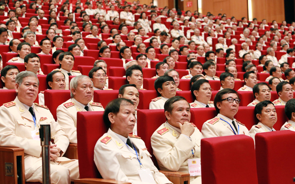 Các đại biểu dự Lễ kỷ niệm 70 năm Ngày truyền thống Công an nhân dân