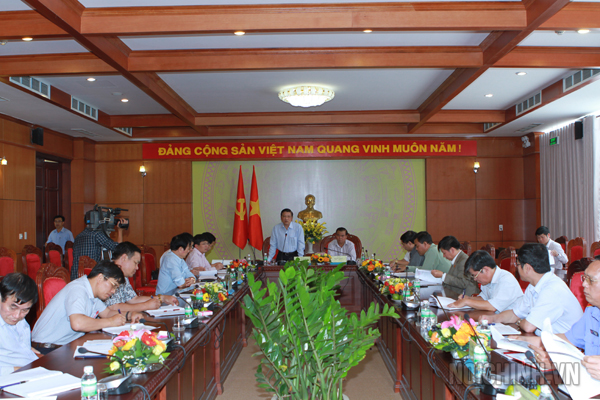 Quang cảnh buổi làm việc