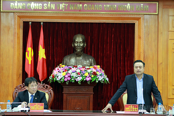 Đồng chí Trần Sỹ Thanh, Ủy viên Trung ương Đảng, Bí thư Tỉnh ủy Lạng Sơn phát biểu tại buổi làm việc