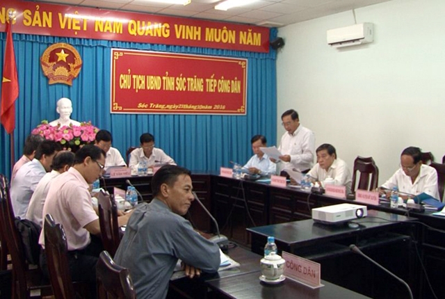 Lãnh đạo tỉnh Sóc Trăng gặp gỡ, đối thoại với người dân huyện Mỹ Xuyên.