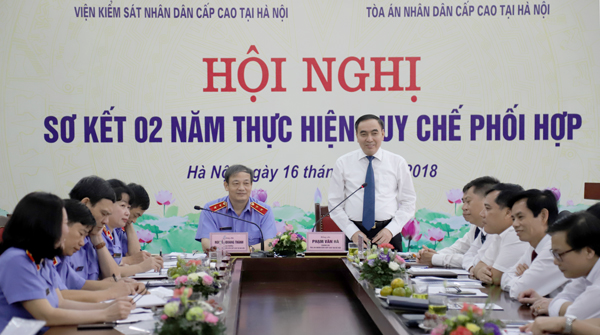 Viện kiểm sát nhân dân cấp cao tại Hà Nội và Tòa án nhân dân cấp cao tại Hà Nội tổ chức sơ kết 02 năm thực hiện Quy chế phối hợp