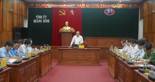 Quang cảnh buổi làm việc