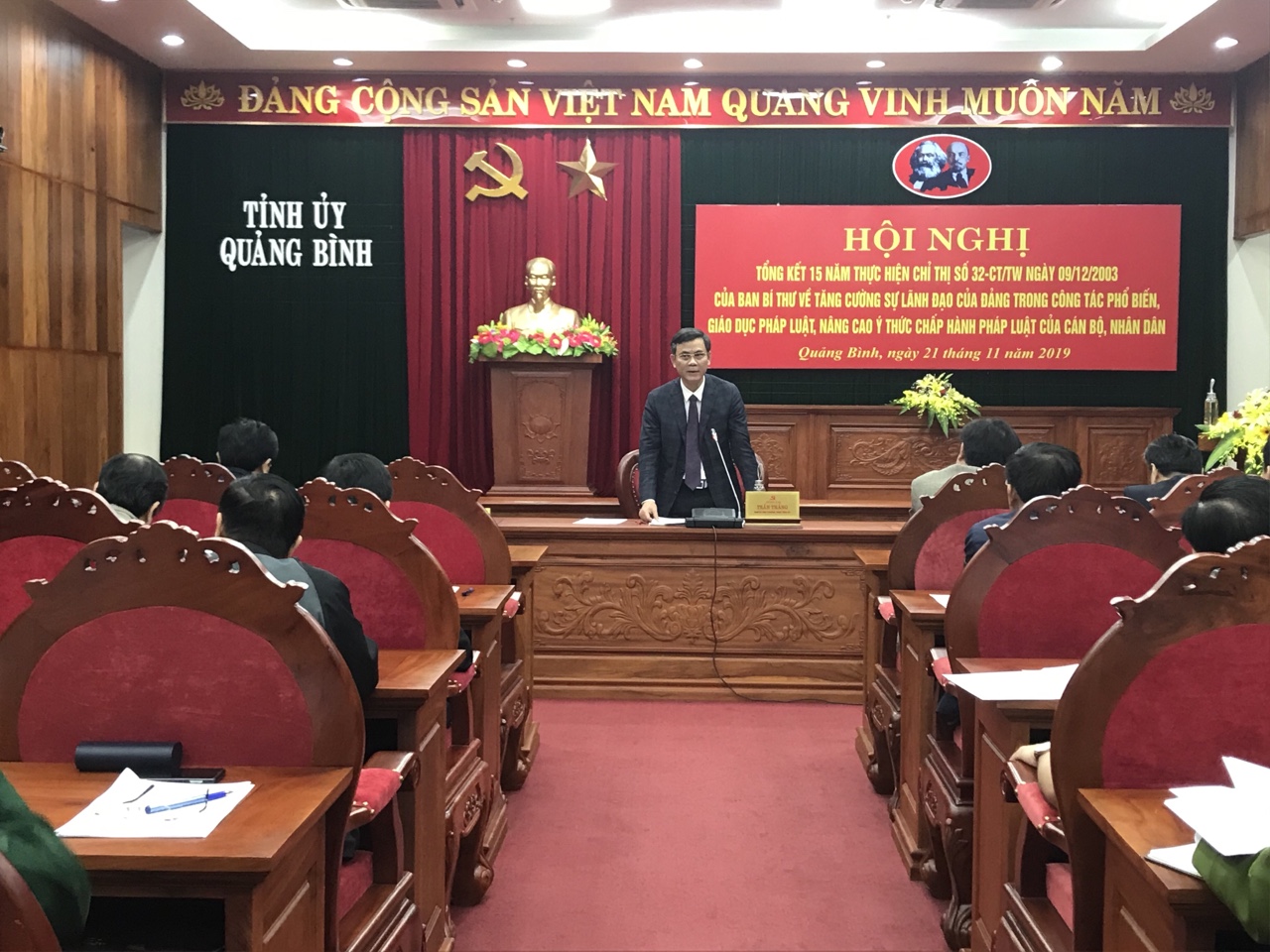 Đồng chí  Trần Thắng, Phó Bí thư Thường trực Tỉnh ủy chủ trì Hội nghị