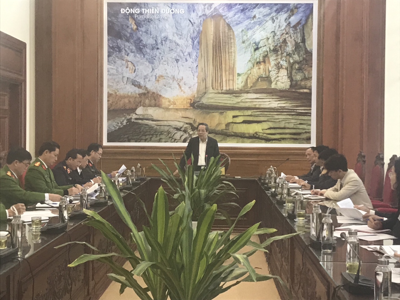 Đồng chí Hoàng Đăng Quang, Ủy viên Trung ương Đảng, Bí thư Tỉnh ủy, Chủ tịch HĐND tỉnh Quảng Bình phát biểu tại buổi làm việc