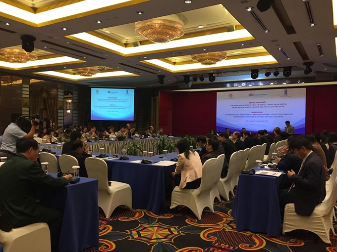 Quang cảnh diễn đàn