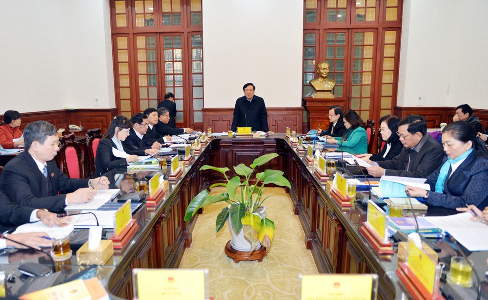 Một buổi họp thông qua 7 dự thảo án lệ của Hội đồng Thẩm phán Tòa án nhân dân tối cao. 