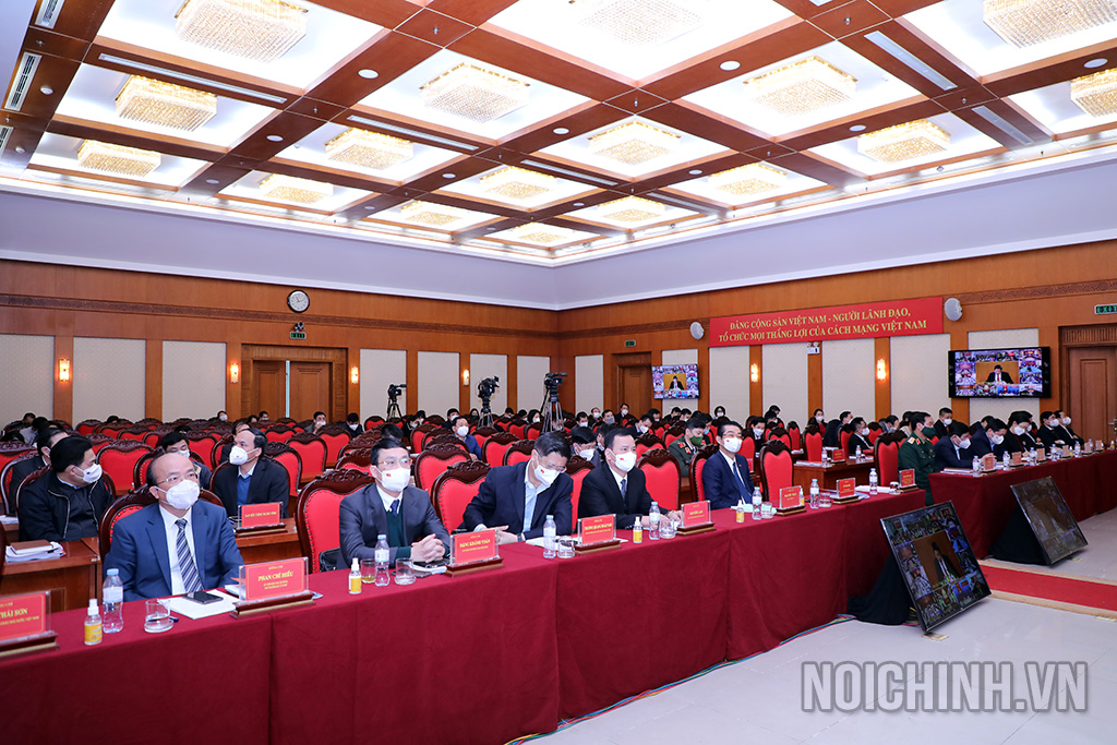 Các đại biểu dự Hội nghị