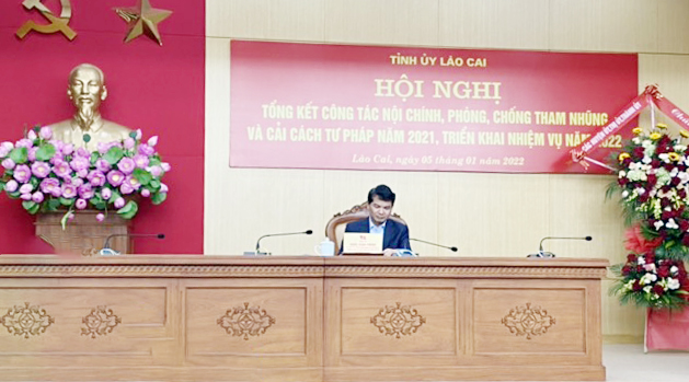 Đồng chí Đặng Xuân Phong,Ủy viên Trung ương Đảng Bí thư Tỉnh ủy, Trưởng Ban Chỉ đạo CCTP tỉnh chủ trì Hội nghị