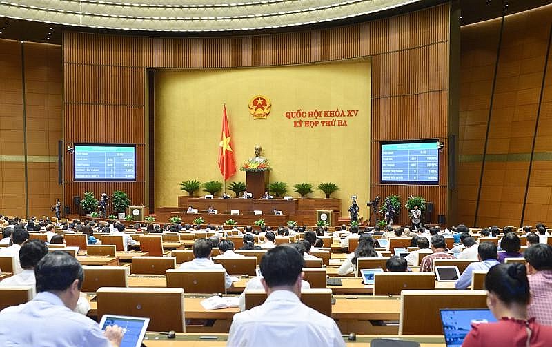 Quốc hội thông qua Nghị quyết bãi nhiệm đại biểu Quốc hội khóa XV và phê chuẩn đề nghị cách chức Bộ trưởng Y tế đối với ông Nguyễn Thanh Long