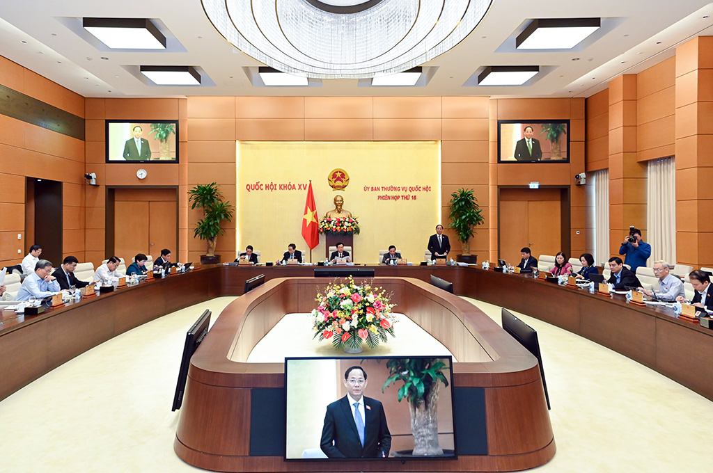 Ủy ban Thường vụ Quốc hội cho ý kiến về dự thảo báo cáo tổng hợp ý kiến, kiến nghị của cử tri và nhân dân gửi đến kỳ họp thứ tư của Quốc hội