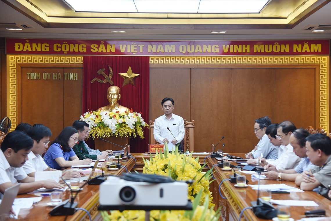 Toàn cảnh buổi làm việc 