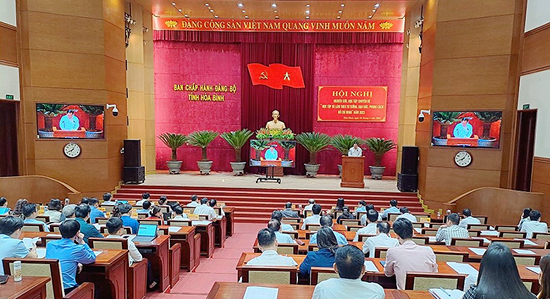 Một Hội nghị chuyên đề của tỉnh Hòa Bình