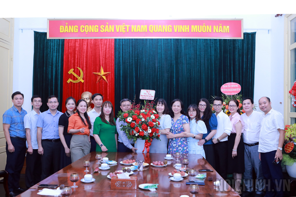 Vụ Nghiên cứu tổng hợp