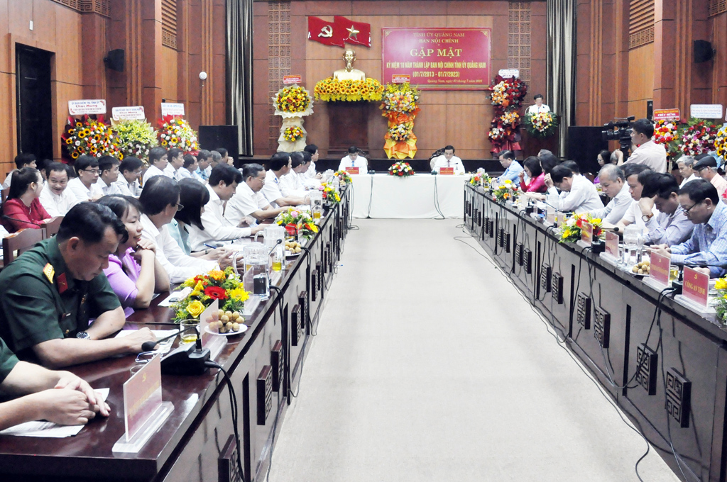 Quang cảnh buổi gặp mặt