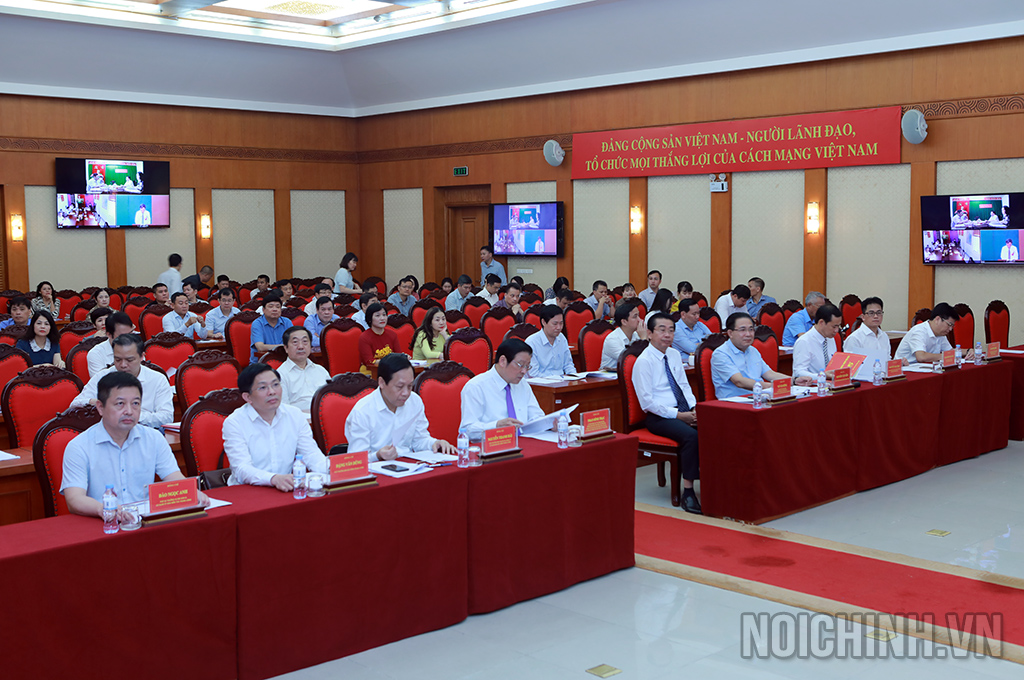 Đại bireer tham dự Hội nghị