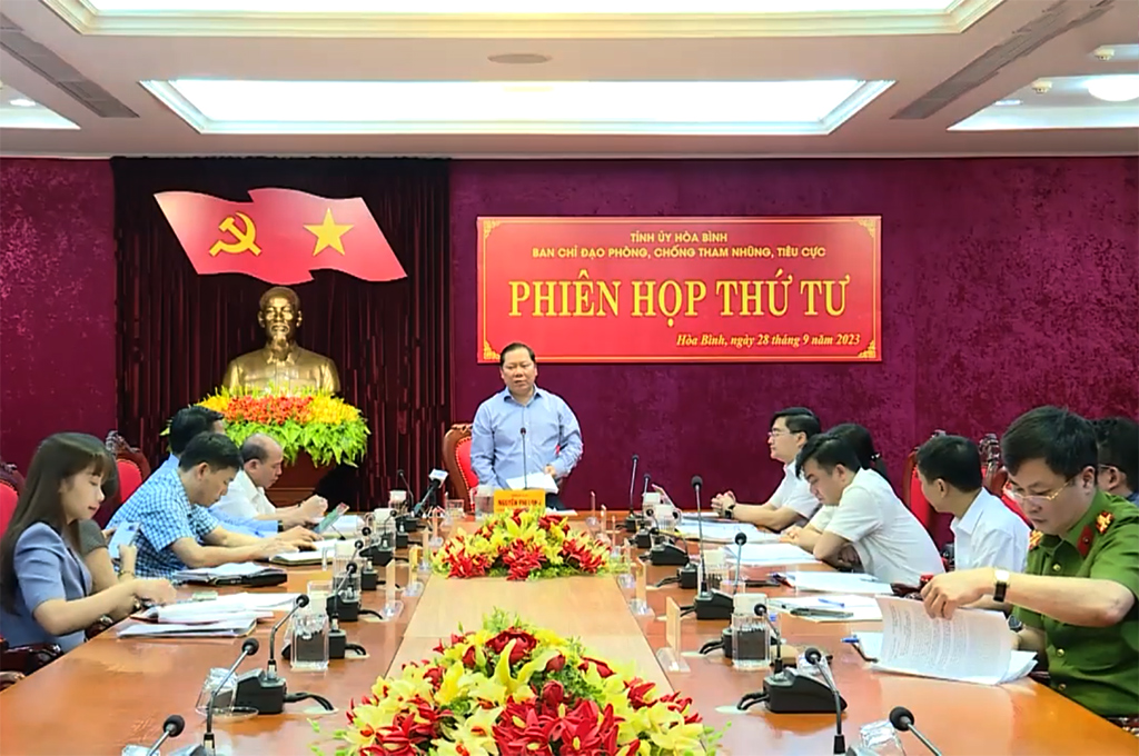  Quang cảnh Phiên họp  