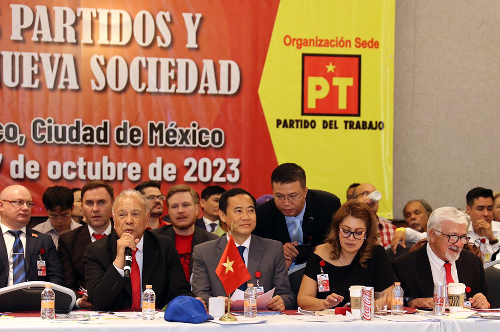 Đồng chí Nguyễn Thái Học, Phó Trưởng Ban Nội chính Trung ương tham dự Hội thảo