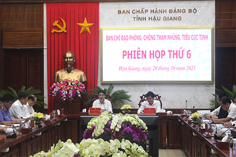 Quang cảnh Phiên họp