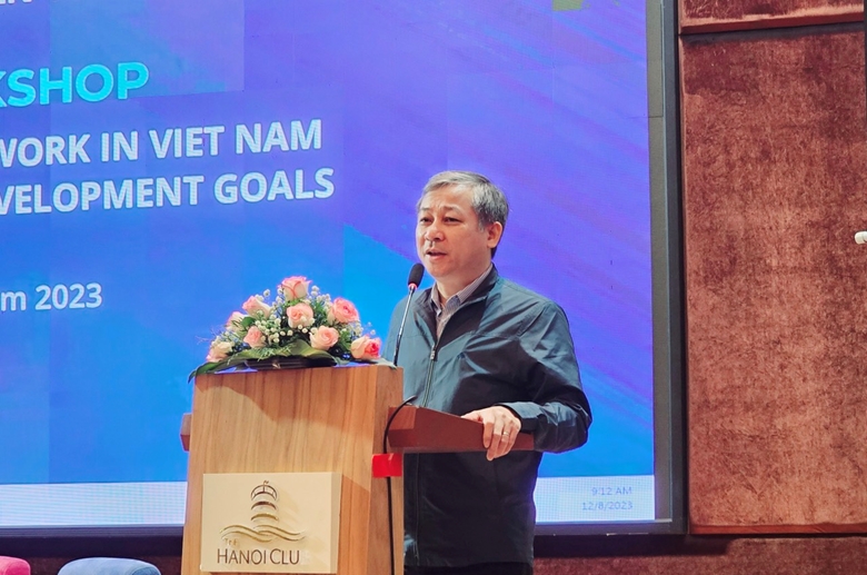 TS. Nguyễn Cảnh Lam, Vụ trưởng Vụ Cải cách tư pháp, Ban Nội chính Trung ương phát biểu tại Hội thảo