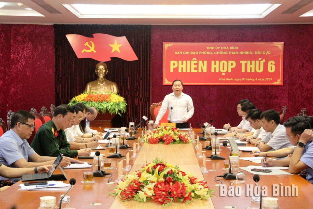 Quang cảnh Phiên họp