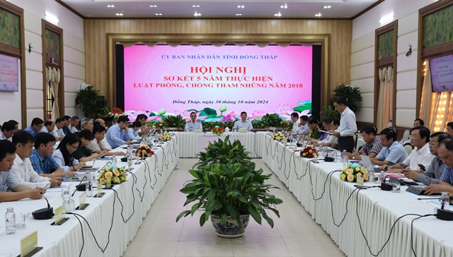 Một Hội nghị của Ủy ban nhân dân tỉnh Đồng Tháp