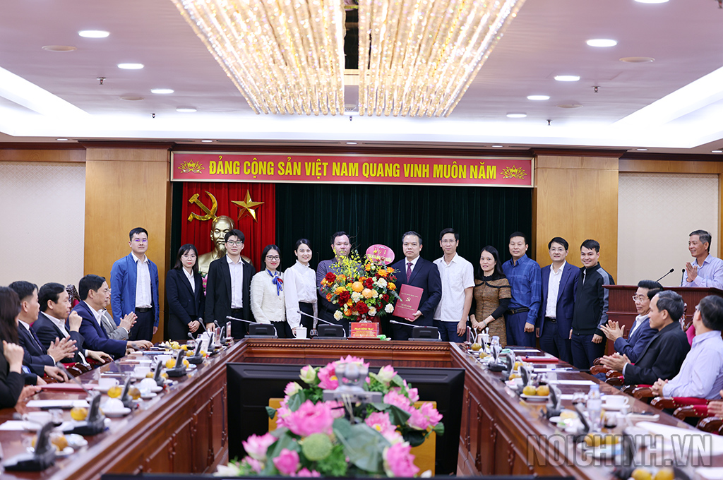 Vụ Theo dõi xử lý các vụ án, vụ việc