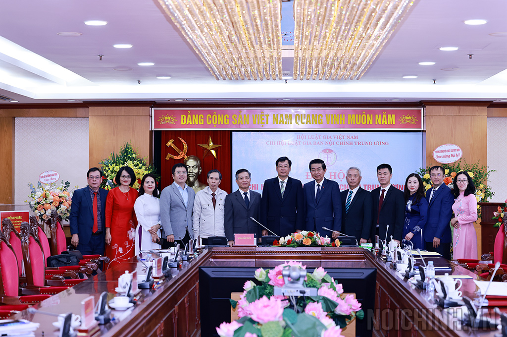 Đại biểu dự Đại hội chụp ảnh lưu niệm