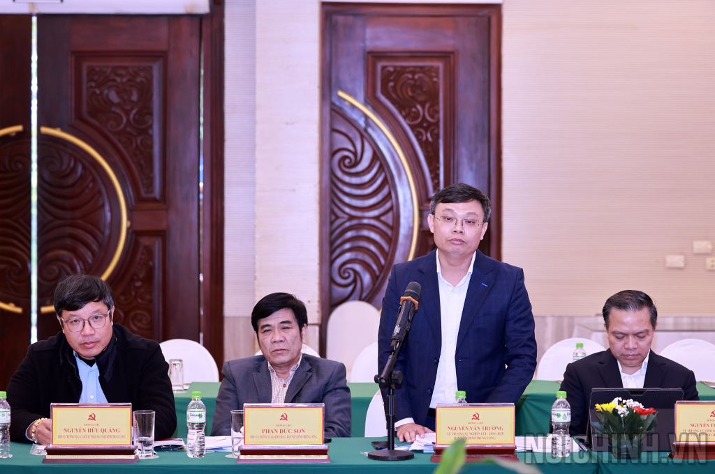 Đồng chí Nguyễn Văn Trường, Vụ trưởng Vụ Nghiên cứu tổng hợp