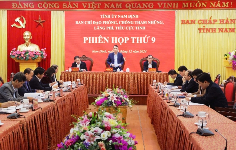 Quang cảnh Phiên họp