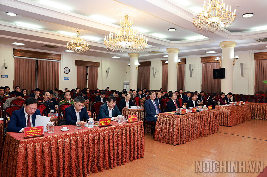 Các đại biểu dự Hội nghị