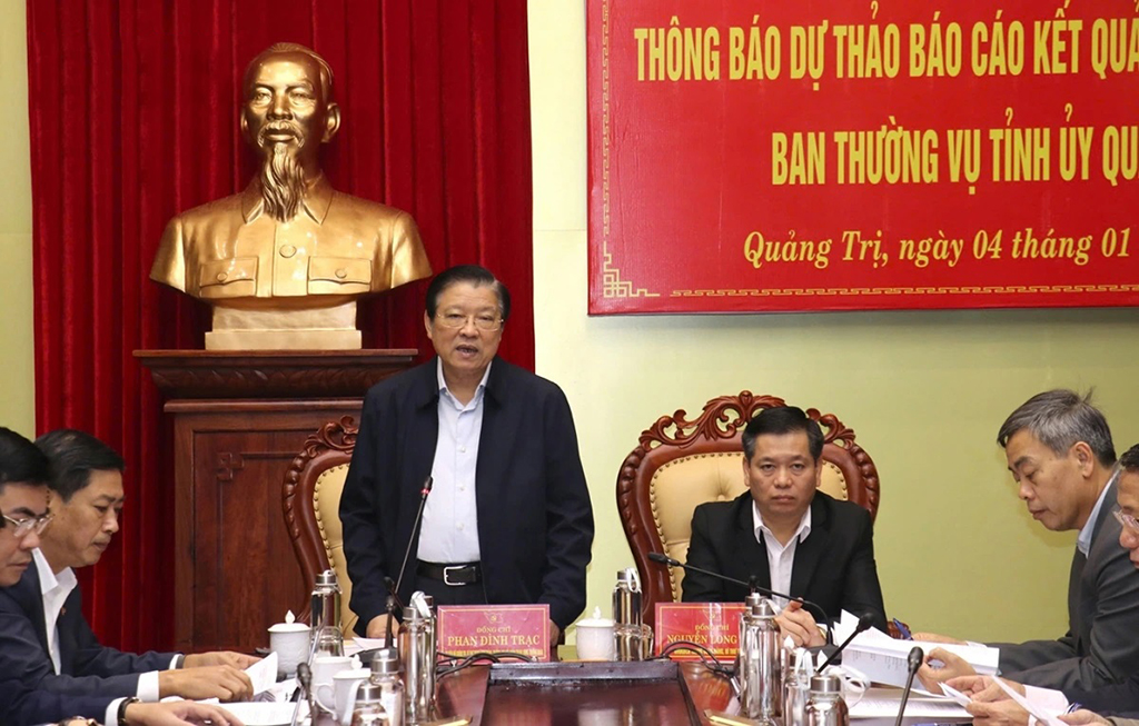 Đồng chí Phan Đình Trạc, Ủy viên Bộ Chính trị, Bí thư Trung ương Đảng, Trưởng Ban Nội chính Trung ương, Trưởng Đoàn kiểm tra phát biểu