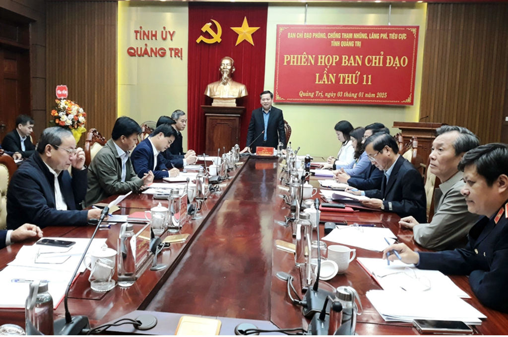 Toàn cảnh Phiên họp